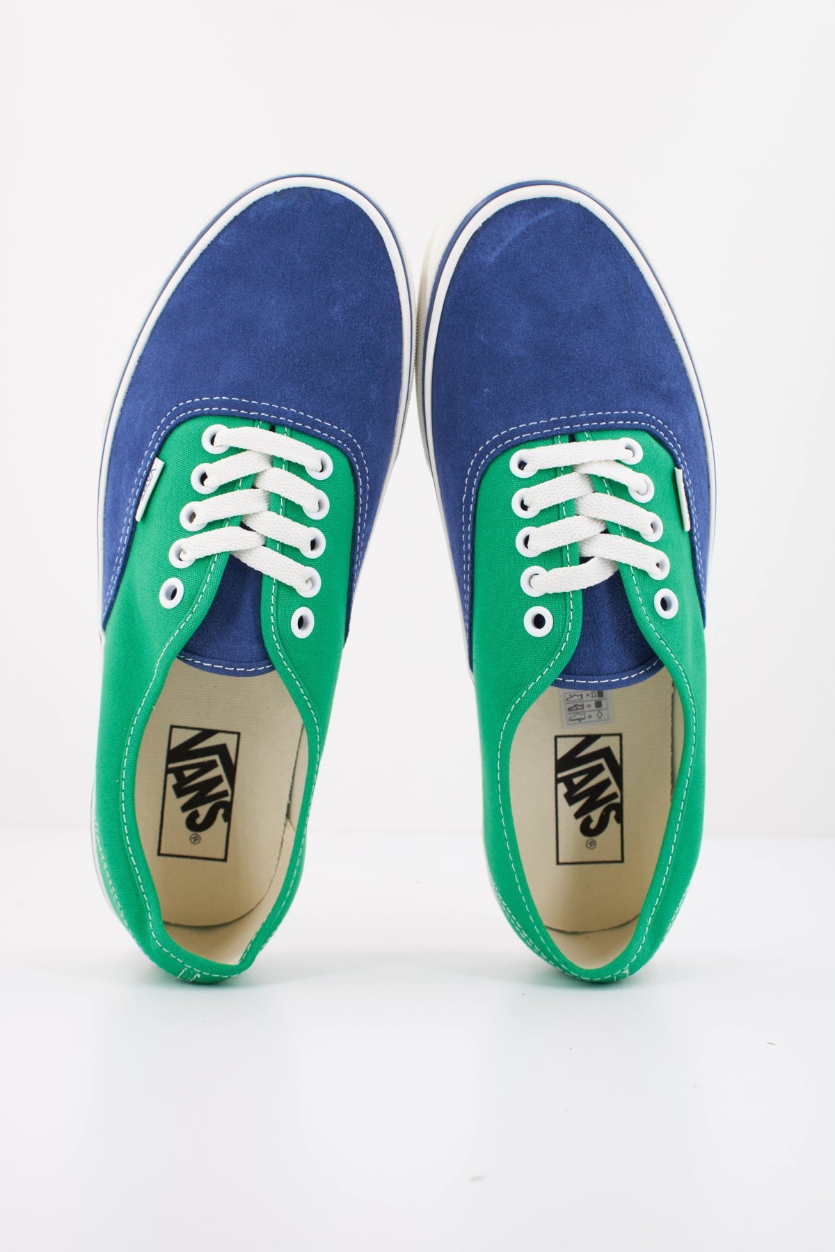 VANS AUTHENTIC en color AZUL  (3)