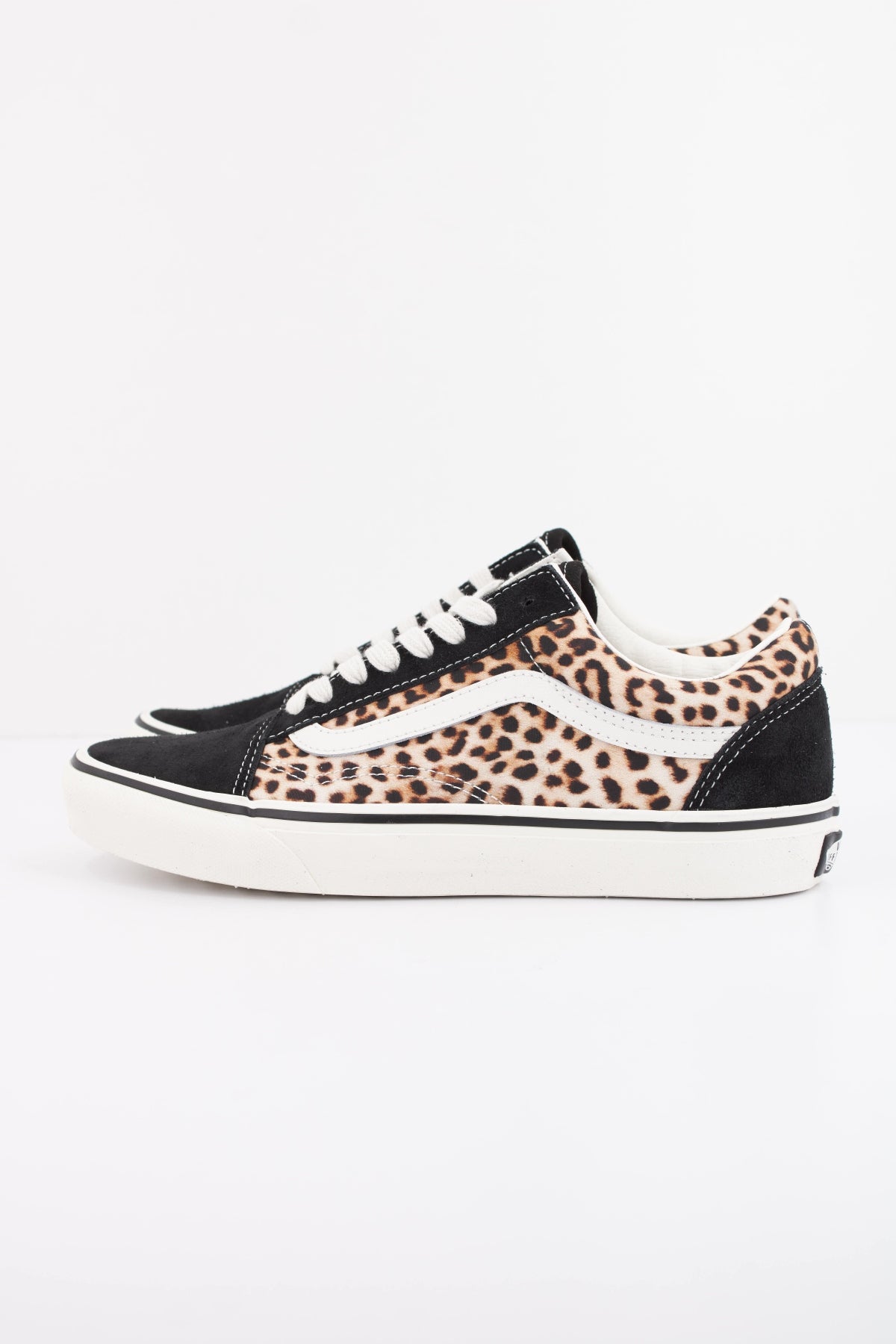 VANS MTE CROSSPATH en color ANIMAL PRINT  (1)