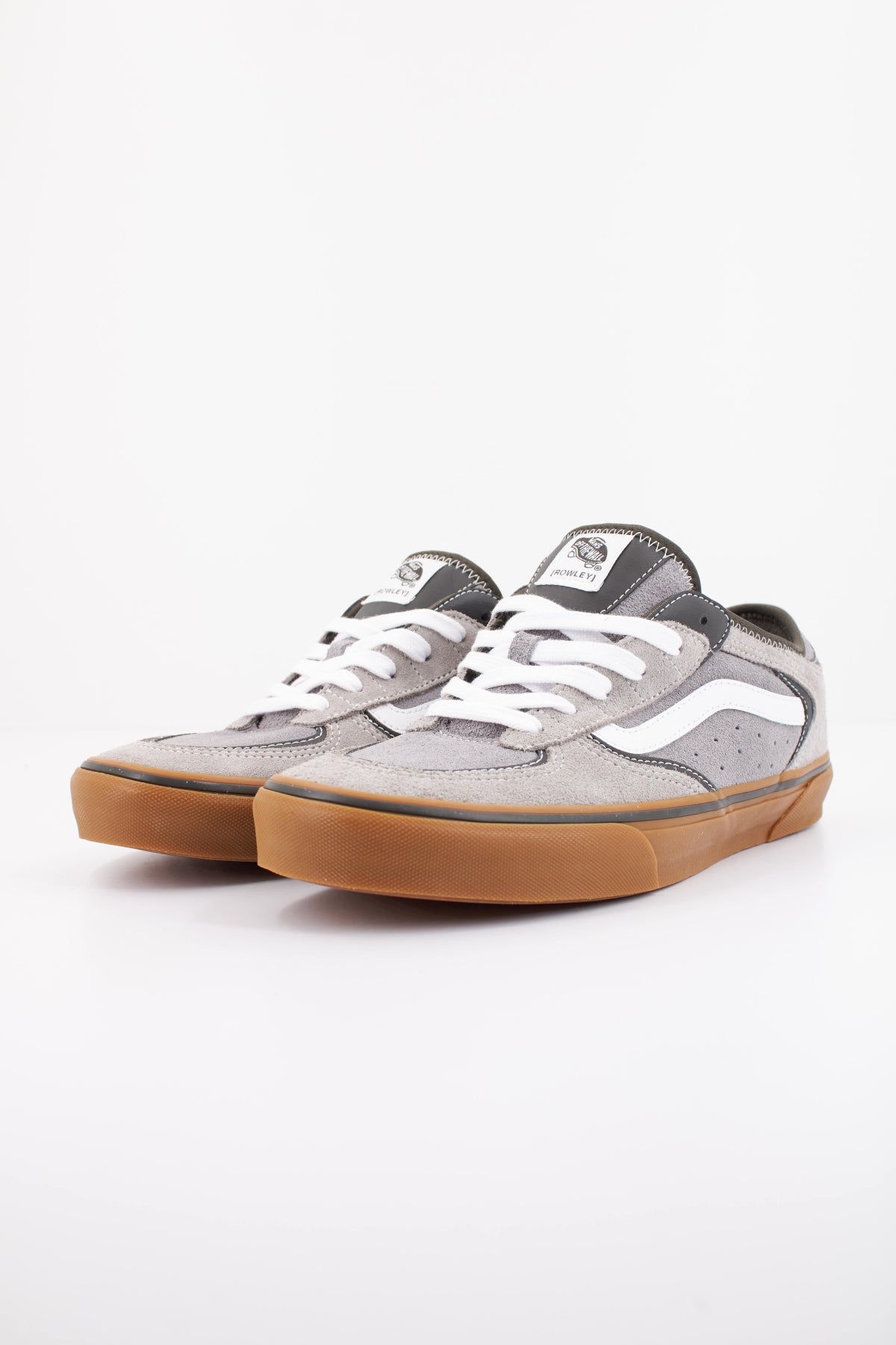 VANS ROWLEY CLASSIC GUM en color GRIS  (2)
