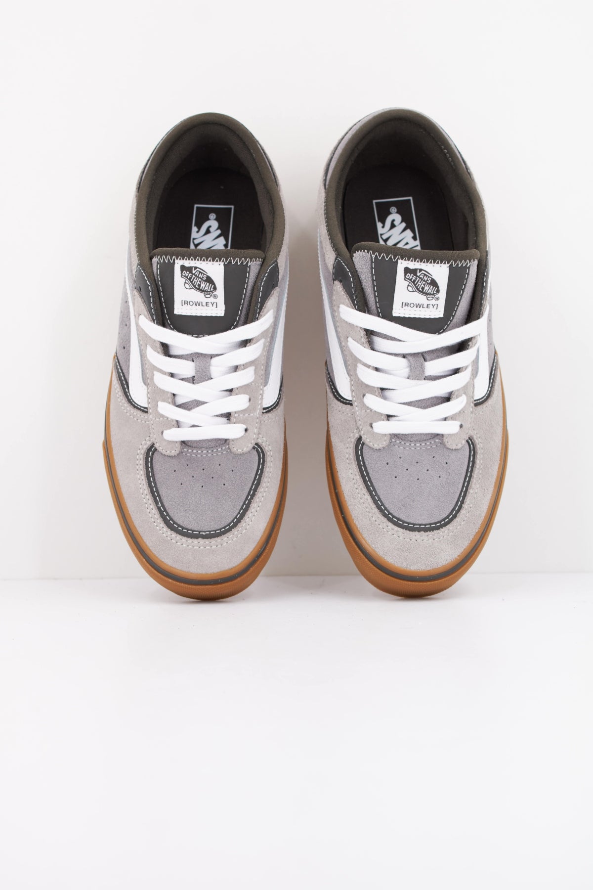 VANS ROWLEY CLASSIC GUM en color GRIS  (3)