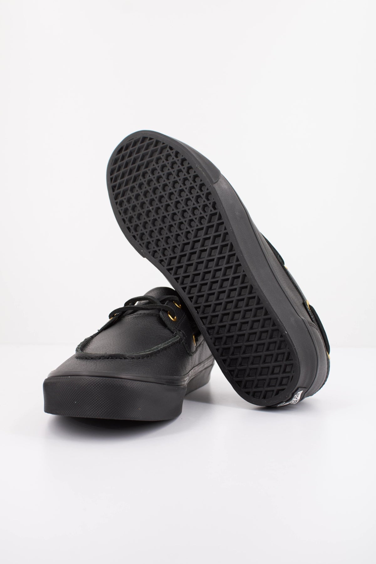 VANS EYELET BOAT en color NEGRO  (5)