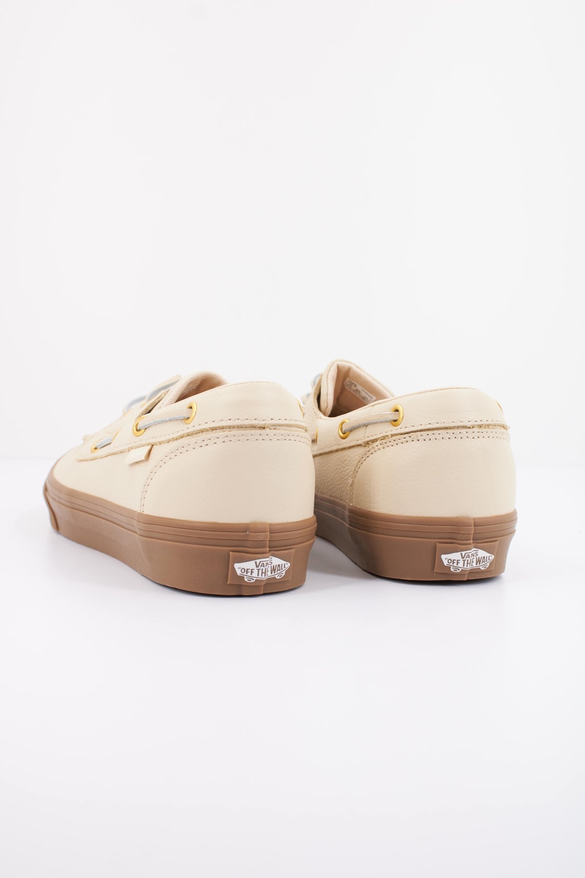 VANS EYELET BOAT en color BEIS  (4)