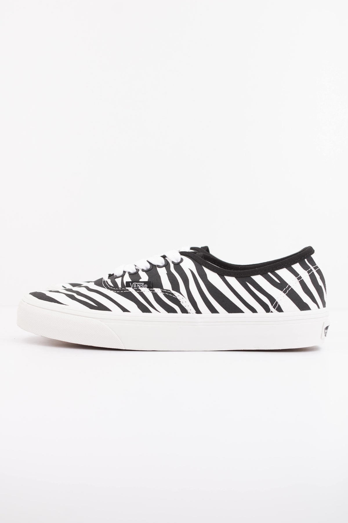 VANS  AUTHENTIC  en color ANIMAL PRINT  (1)
