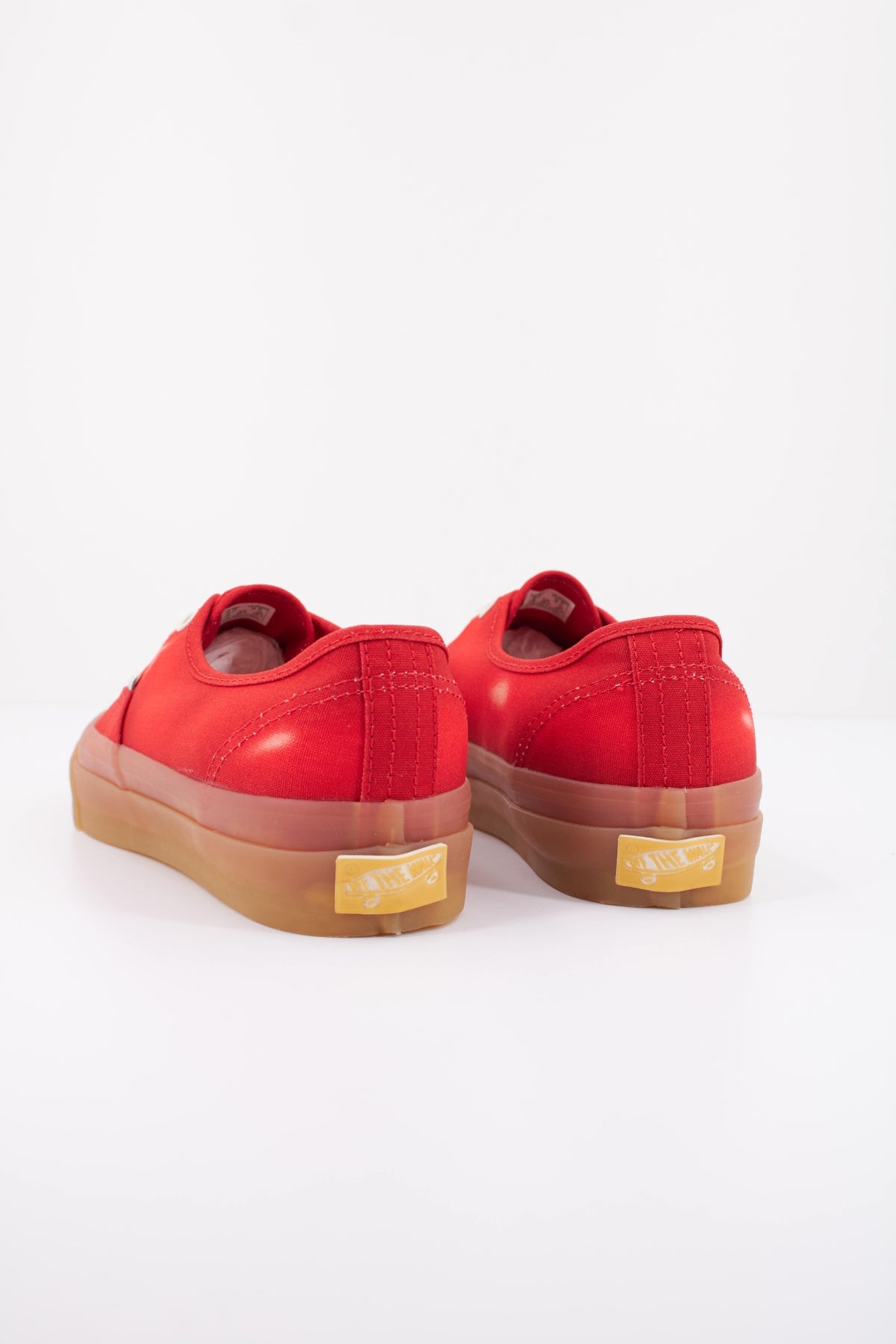 VANS LX AUTHENTIC  en color ROJO  (4)