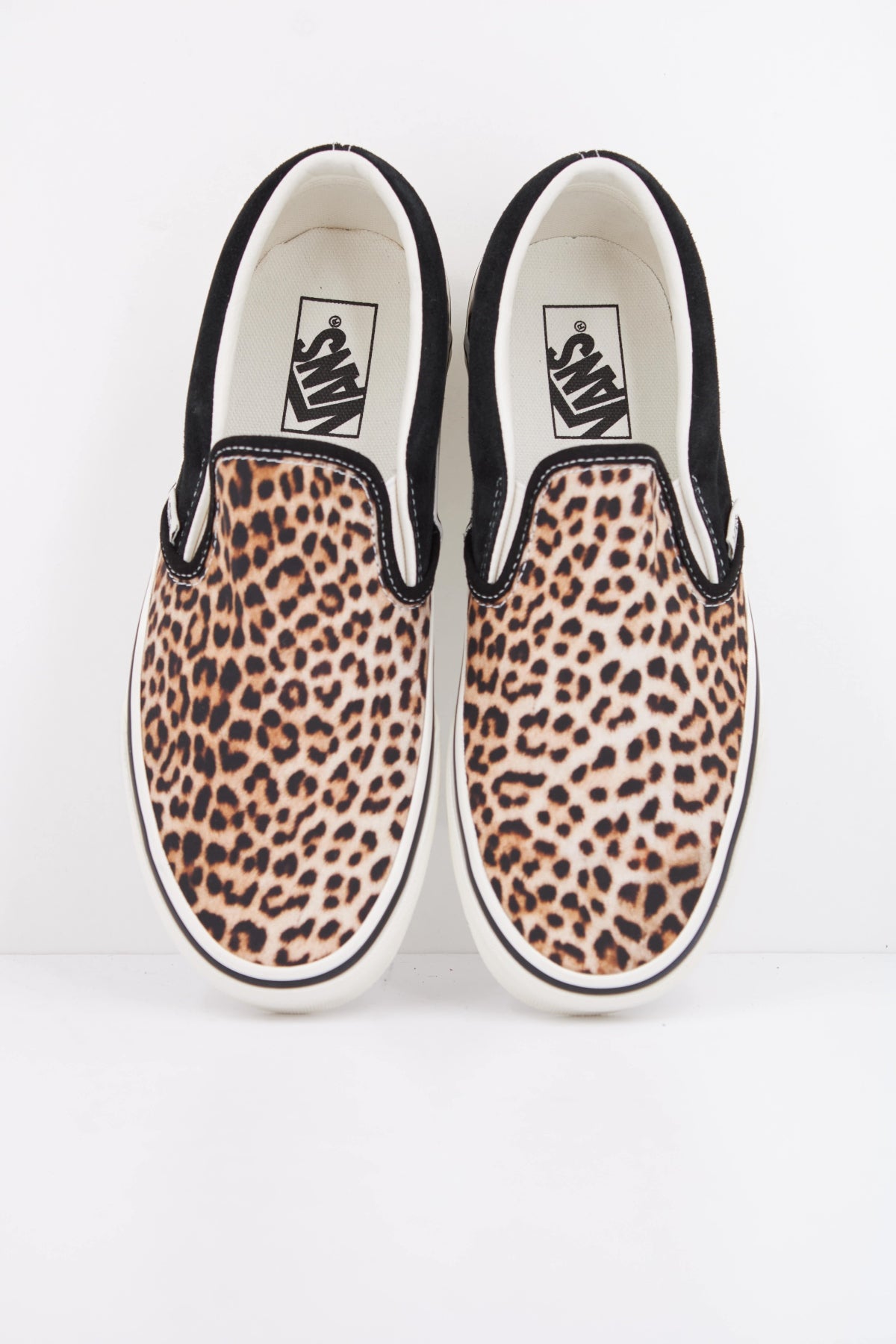 VANS CLASSIC SLIP ON LEPOAR en color ANIMAL PRINT  (3)