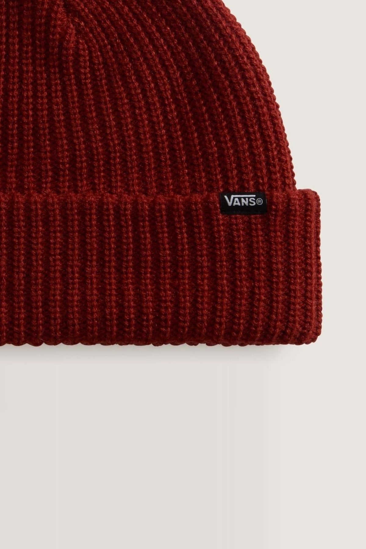 VANS VNQBH CORE BASIC CUFF BEANIE en color BURDEOS  (3)