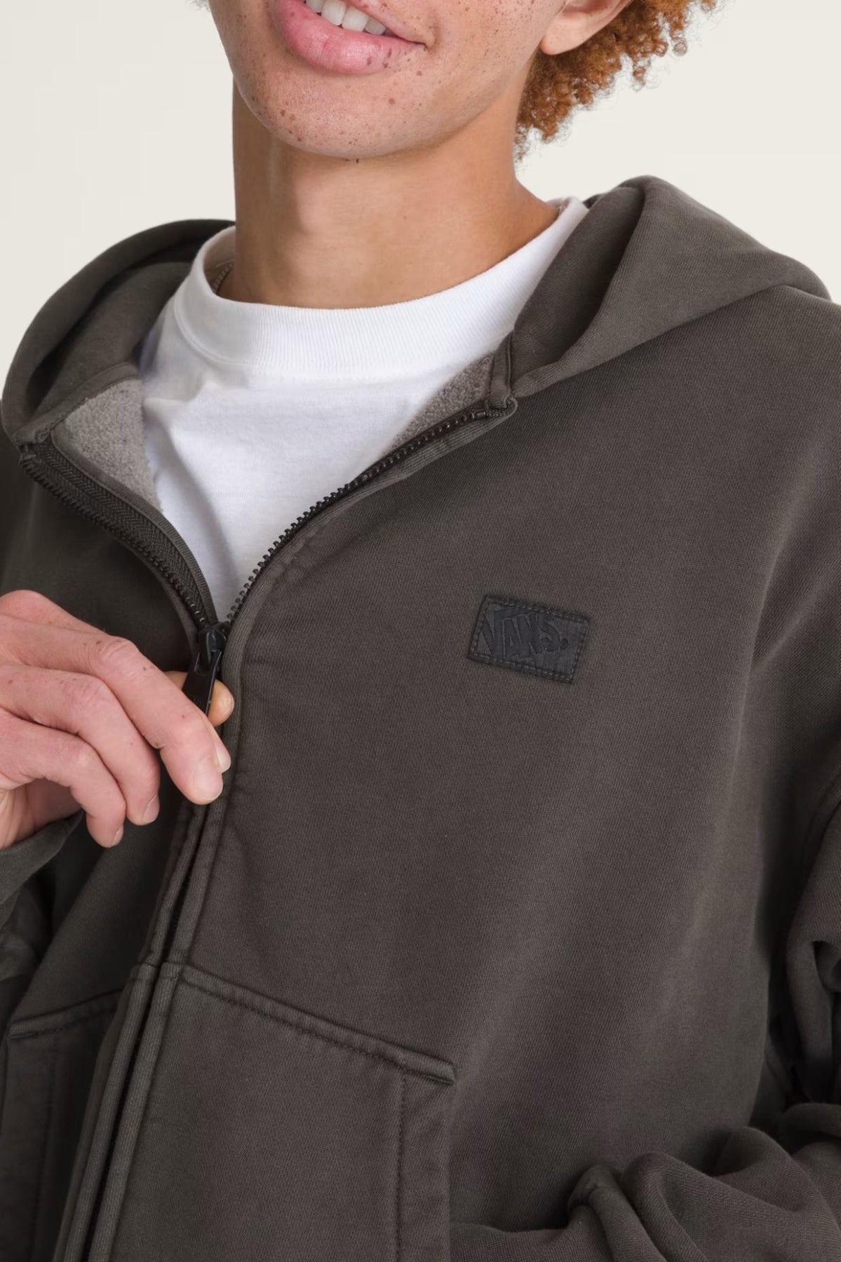 VANS VNTEMV PREMIUM FULL ZIP HOODI en color GRIS  (2)