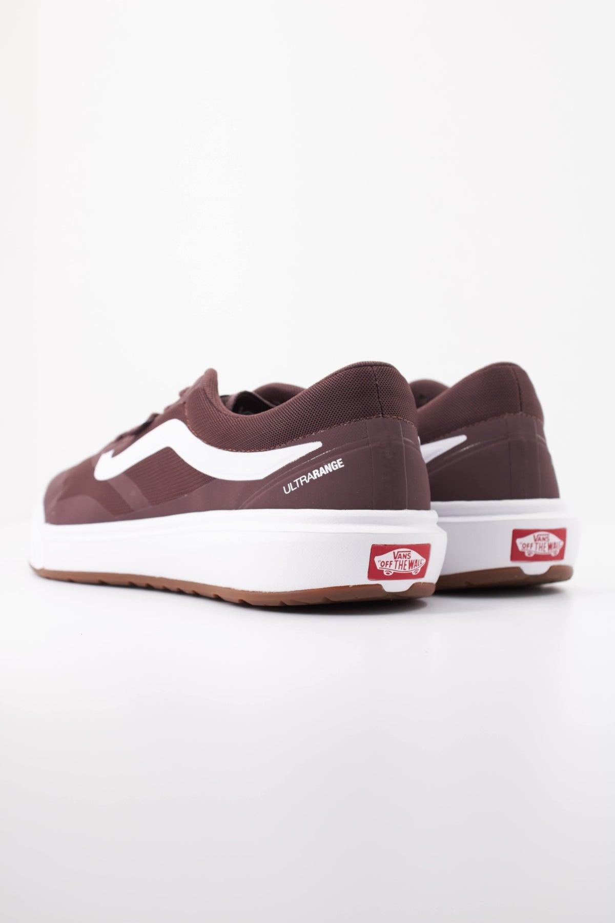 VANS ULTRARANGE en color BURDEOS  (4)
