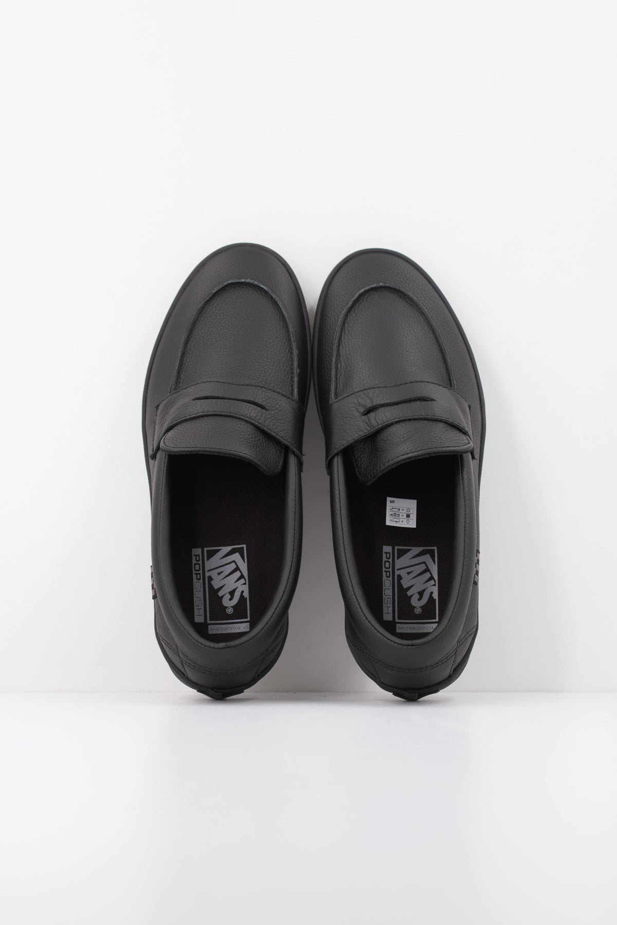 VANS  en color NEGRO  (3)