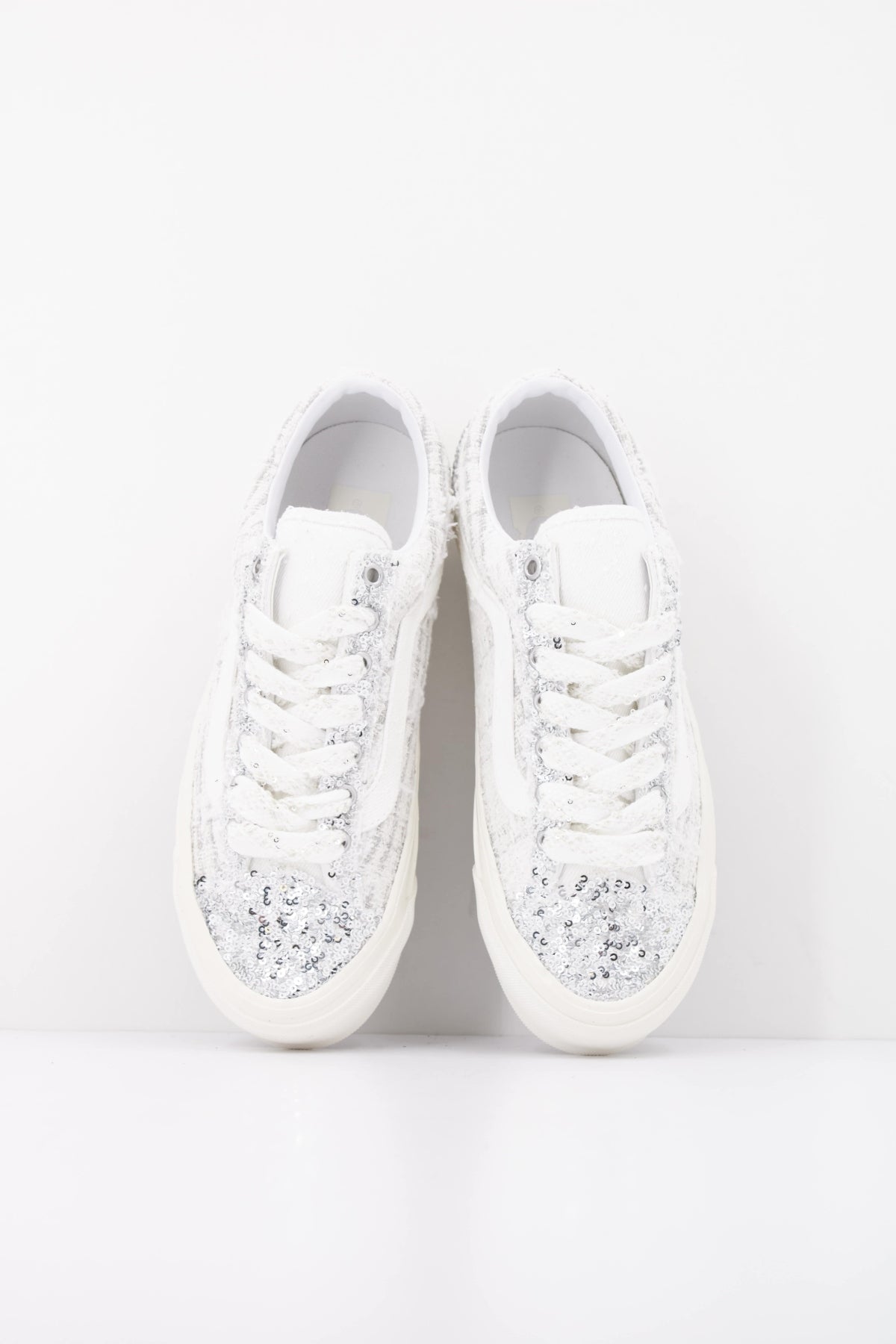 VANS VNEHDCJA LX OLD SKOOL  FUZZ en color BLANCO  (3)