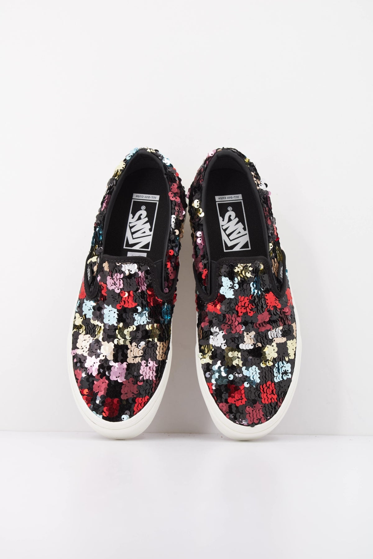VANS VNWBOQ CLASSIC SLIP ON CHBD S en color MULTICOLOR  (3)