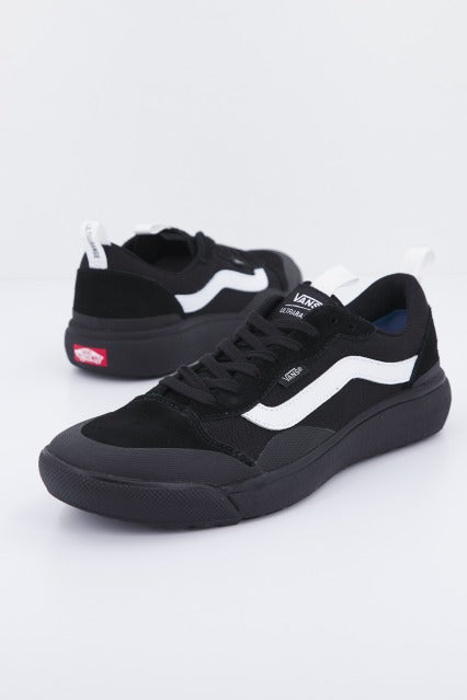 VANS UA ULTRARANGE EXO SE en color NEGRO  (1)