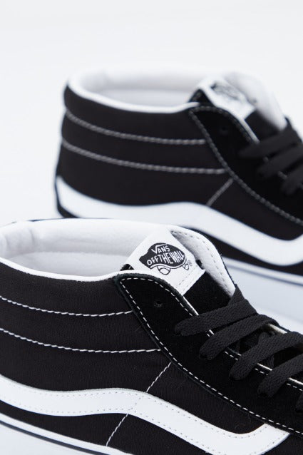 VANS UA SK-MID en color NEGRO  (2)