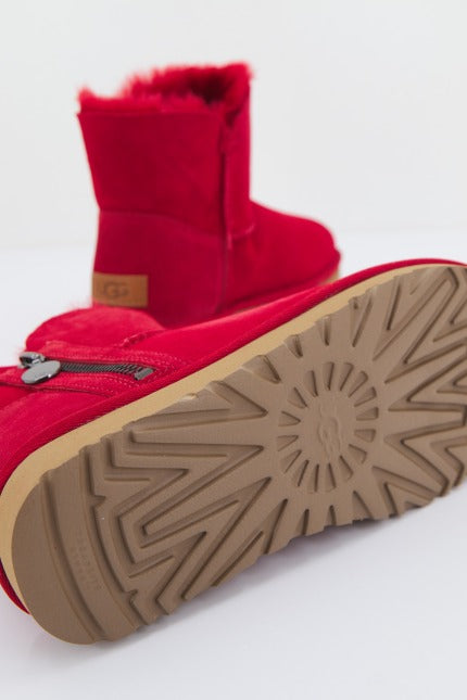 UGG Bailey Zip Mini en color ROJO  (4)