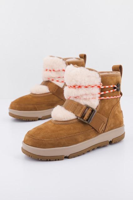 UGG W CLASSIC WEATHER HIKER en color MARRON  (1)