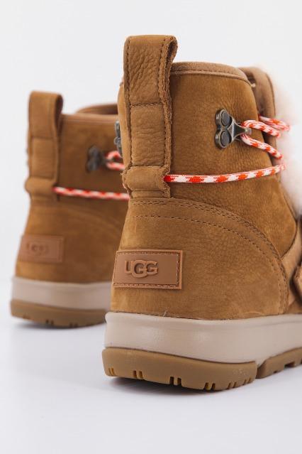 UGG W CLASSIC WEATHER HIKER en color MARRON  (3)