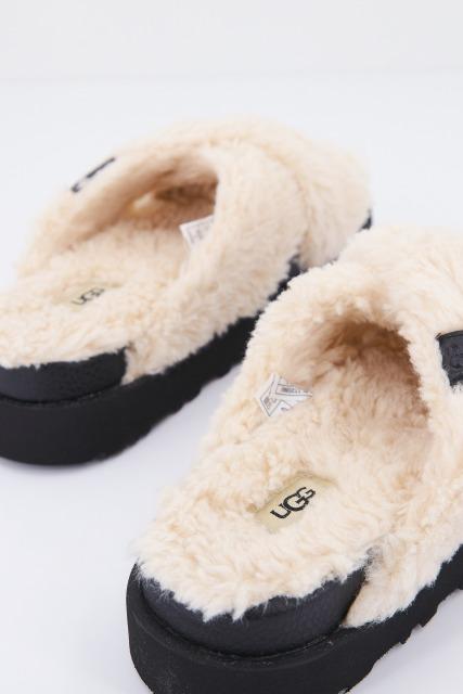 UGG W FUZZ SUGAR CROSS SLIDE en color BEIS  (3)
