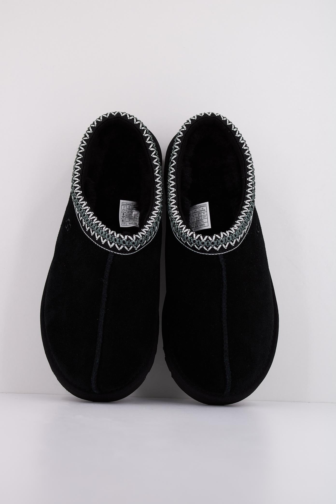UGG W TASMAN en color NEGRO  (3)