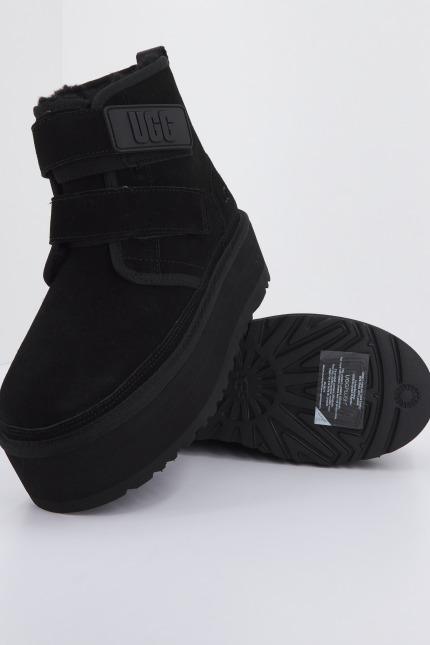 UGG W NEUMEL PLATFORM en color NEGRO  (4)