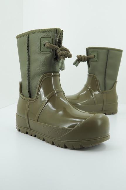 UGG W RAINCLOUD LACE en color VERDE  (1)