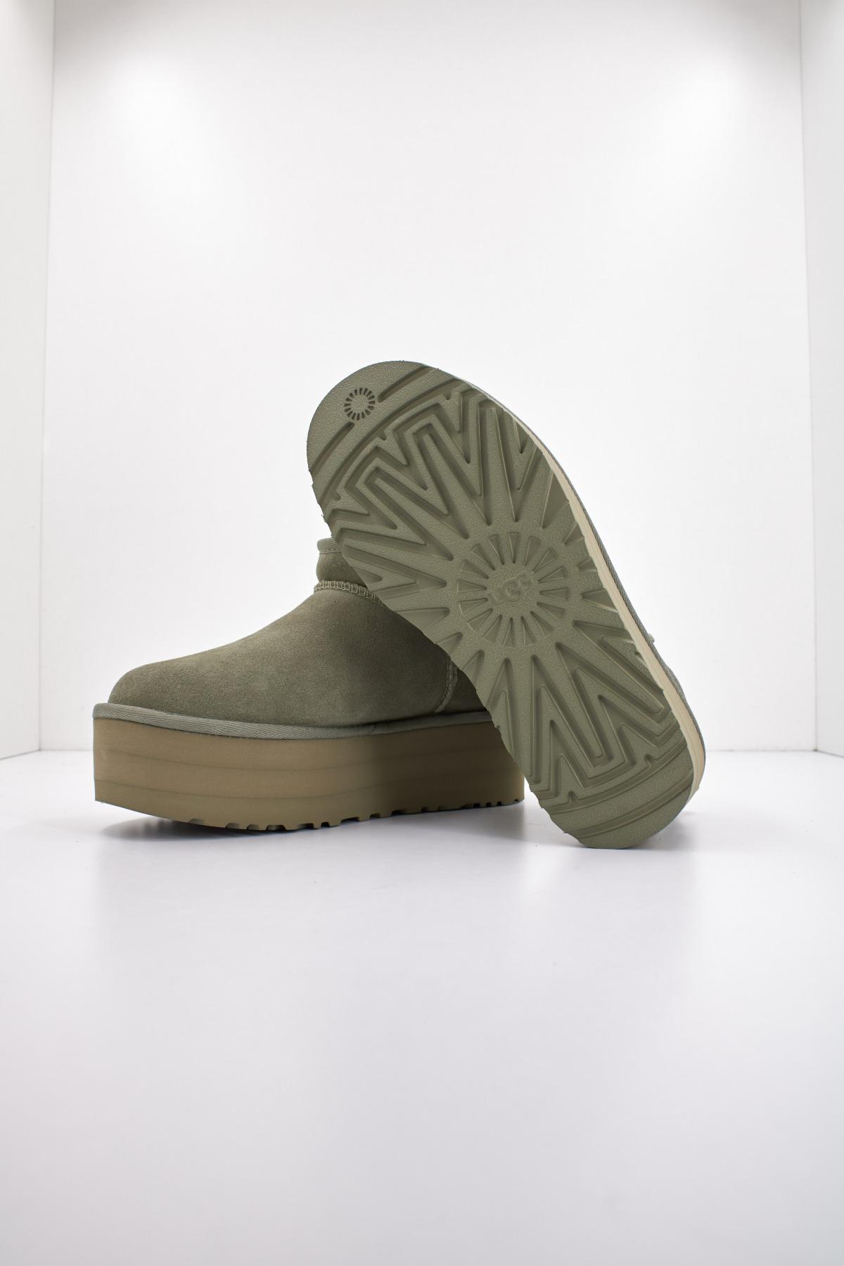 UGG W CLASSIC ULTRA MINI PLATF en color VERDE  (4)