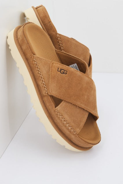 UGG W GOLDENSTAR CROSS SLIDE en color MARRON  (4)