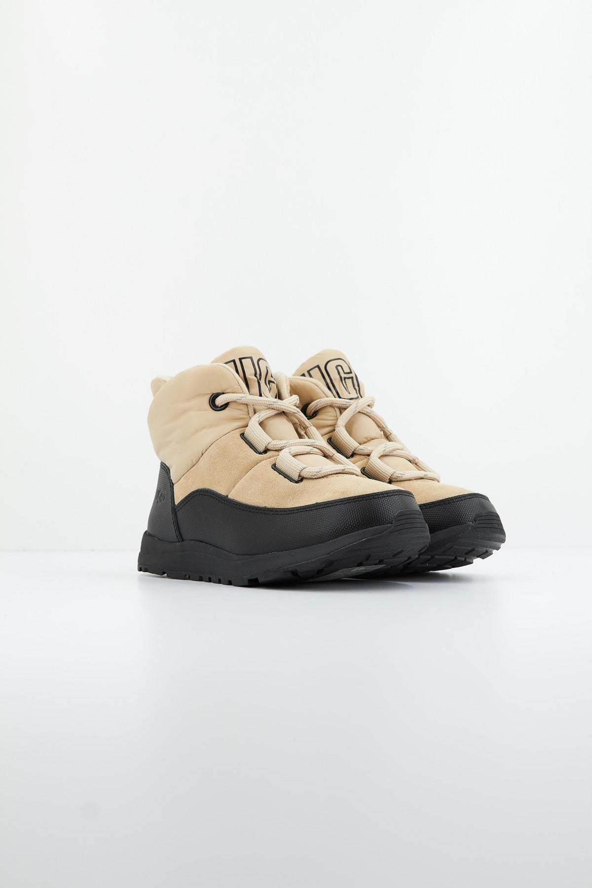 UGG K YOSE PUFFER LACE en color MARRON  (2)