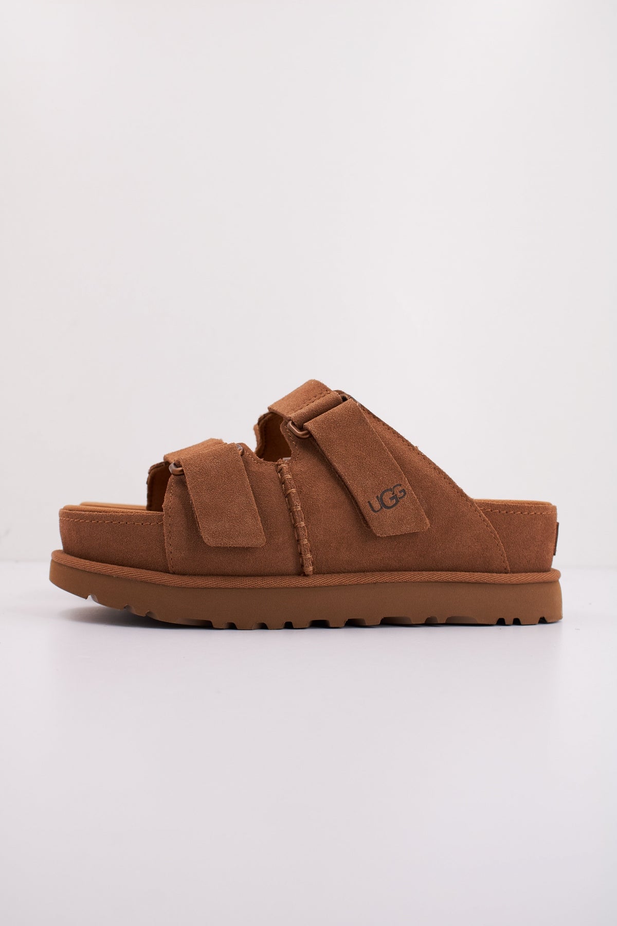UGG W GOLDENSTAR HI SLIDE en color MARRON CLARO  (1)