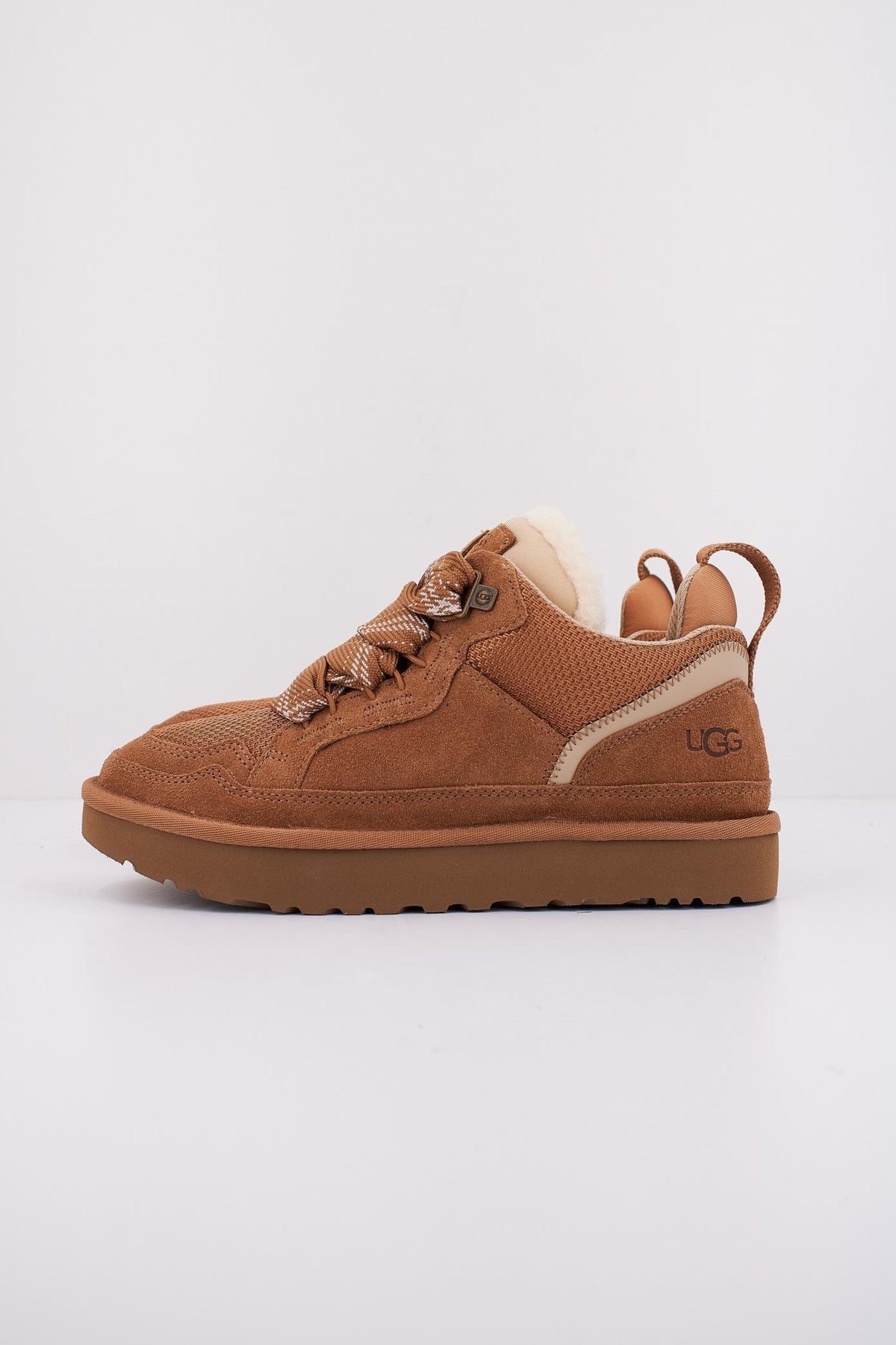 UGG W LOWMEL en color MARRON CLARO  (1)