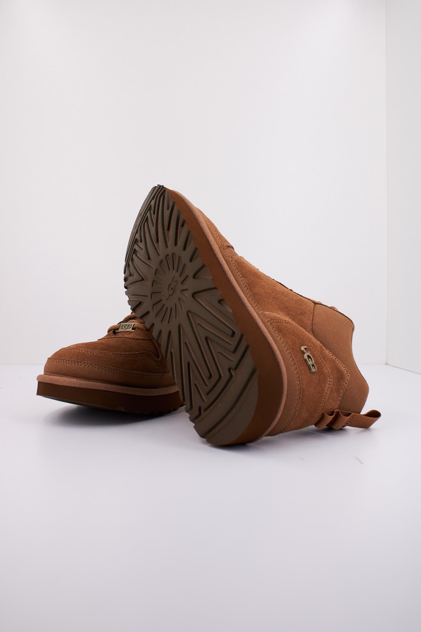 UGG M HIGHLAND HI HERITAGE en color MARRON  (5)