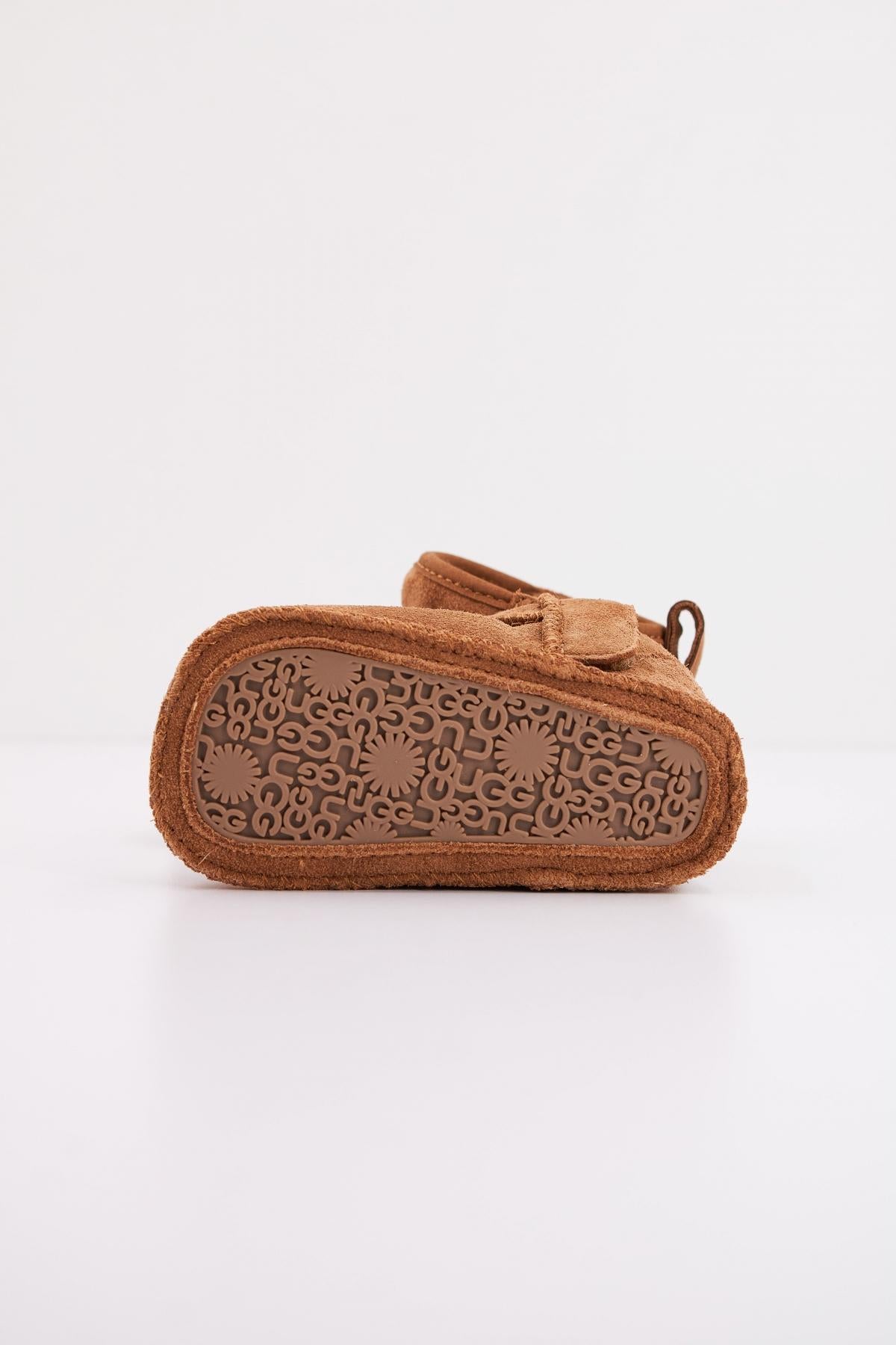 UGG BABY CLASSIC ULTRA MINI en color MARRON  (5)