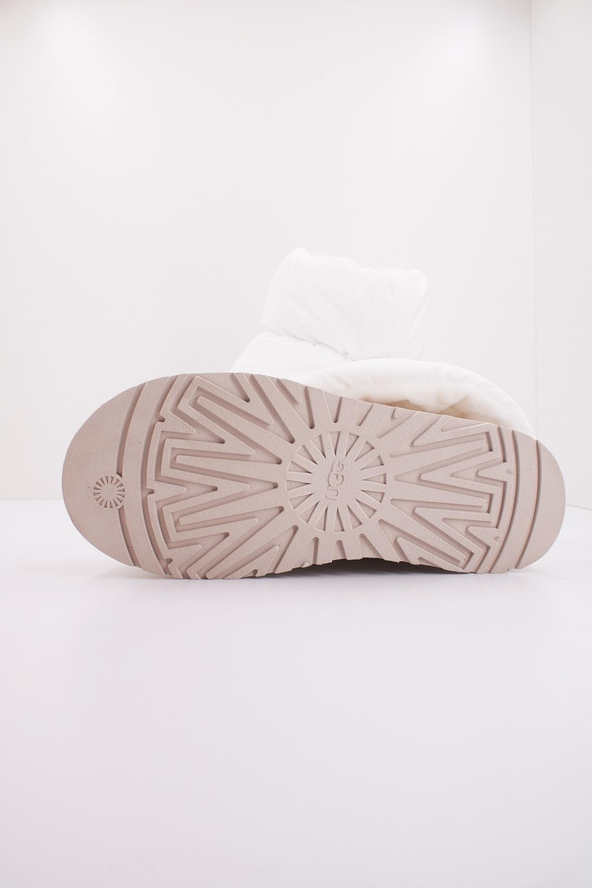 UGG W CLASSIC MINI DIPPER PUFF en color BLANCO  (5)
