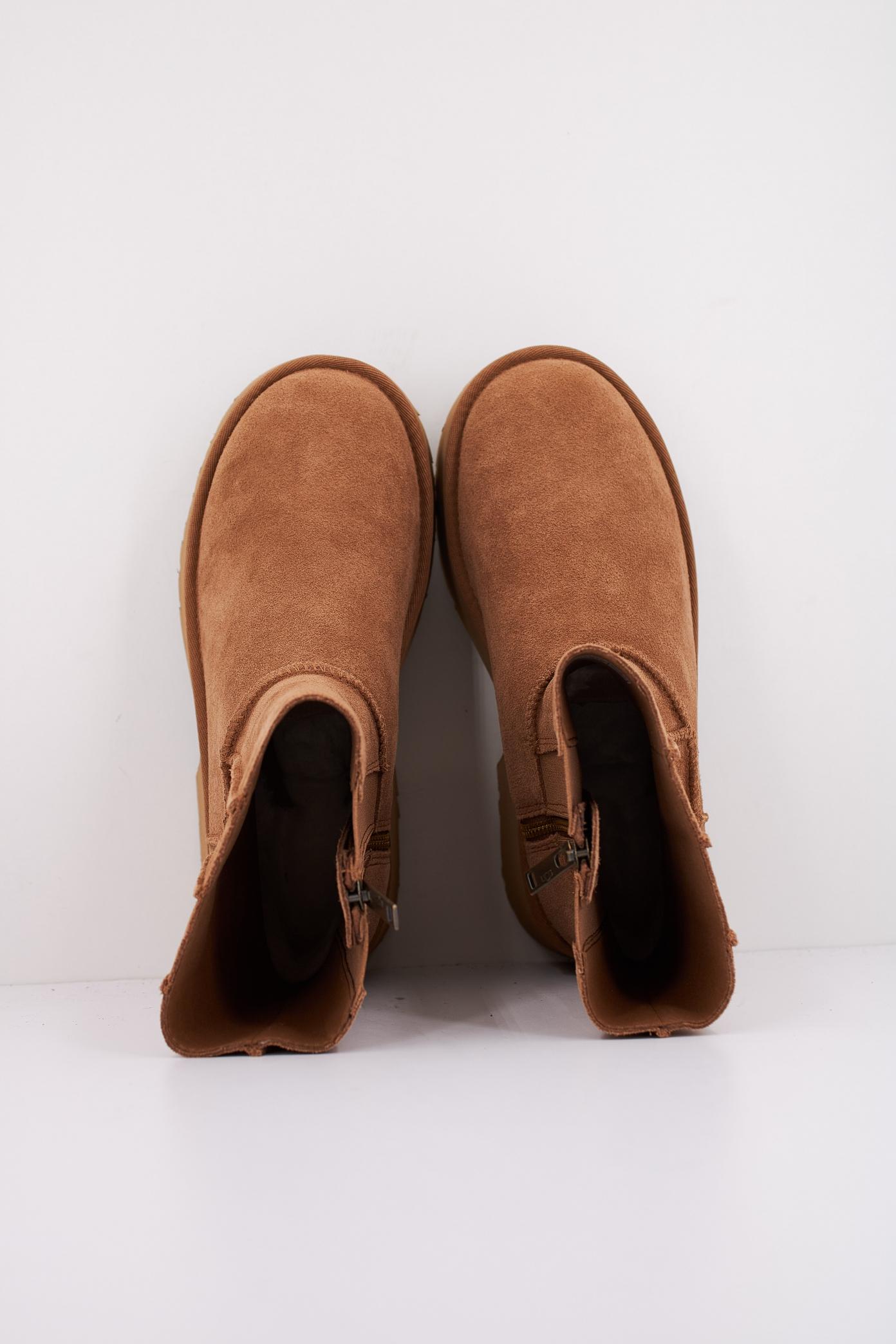 UGG W CLASSIC TWIN SEAM NEW HE en color MARRON  (3)