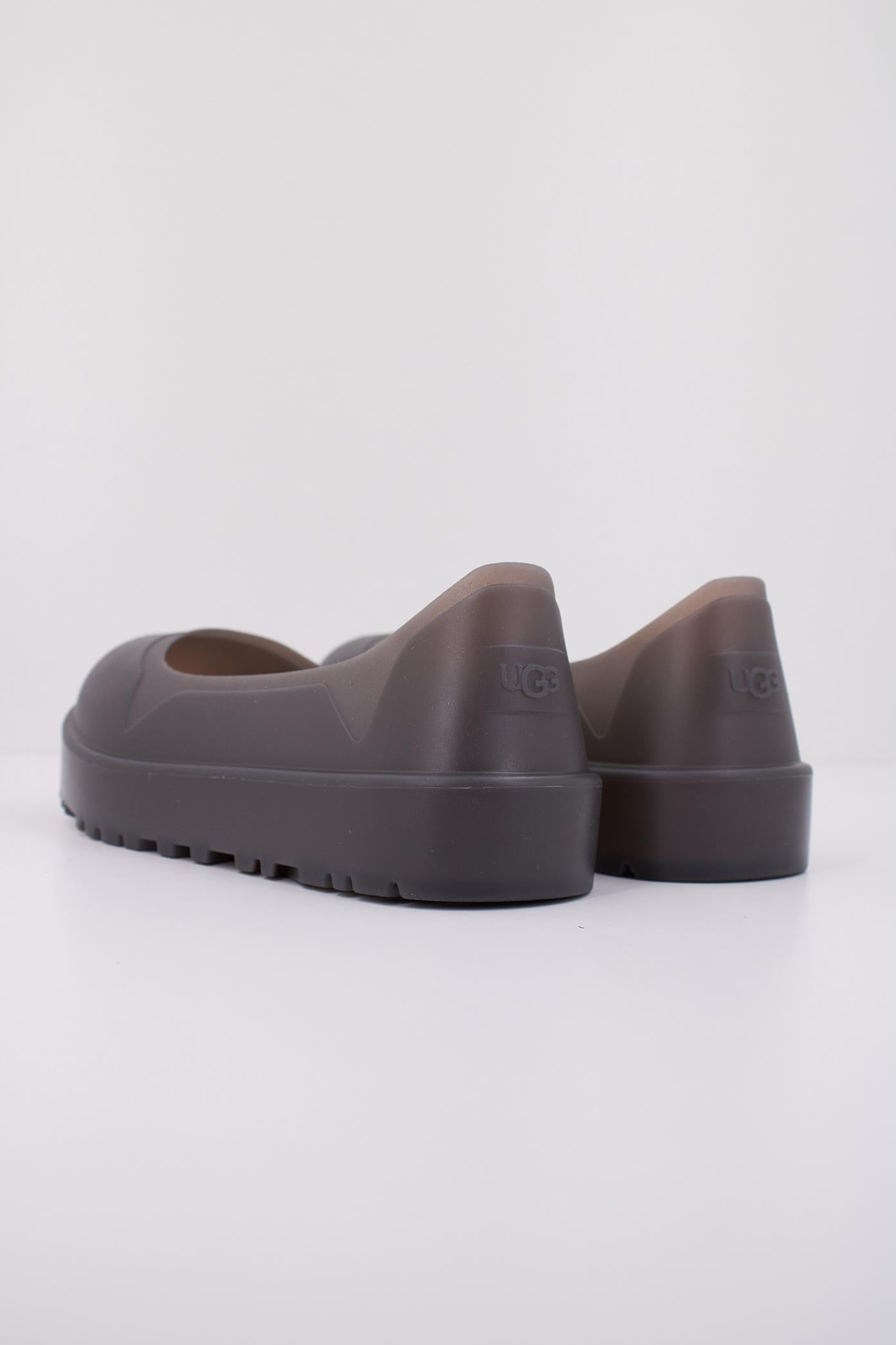 UGG GUARD . en color NEGRO  (4)