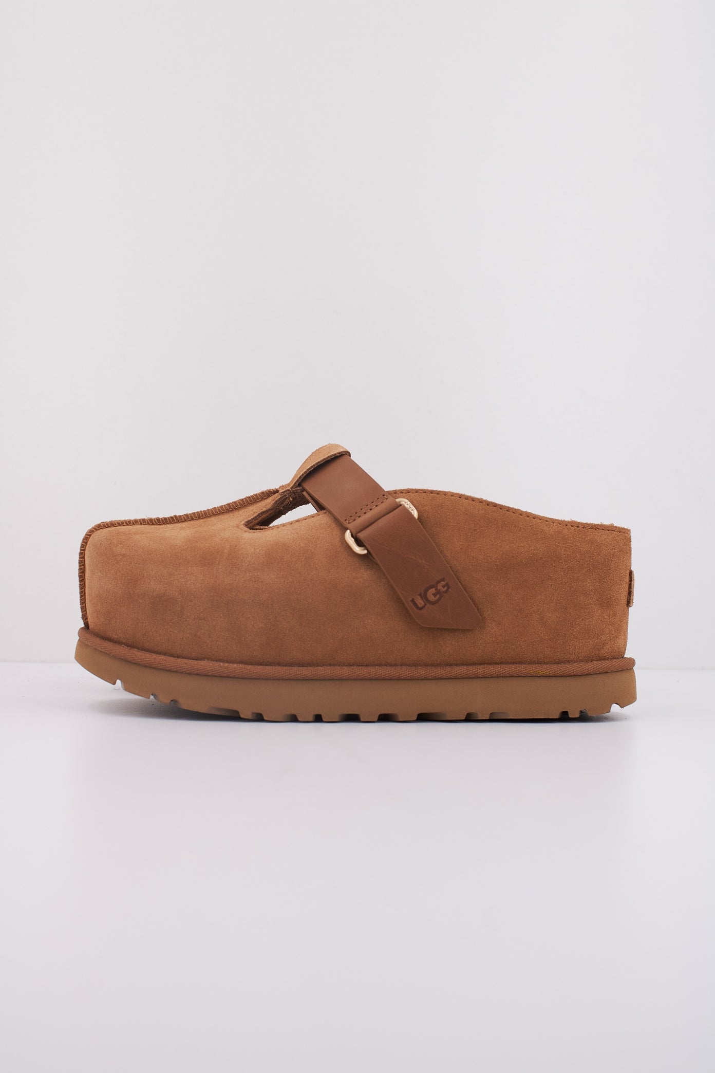 UGG W GOLDENSTAR HI CLOG en color MARRON  (1)