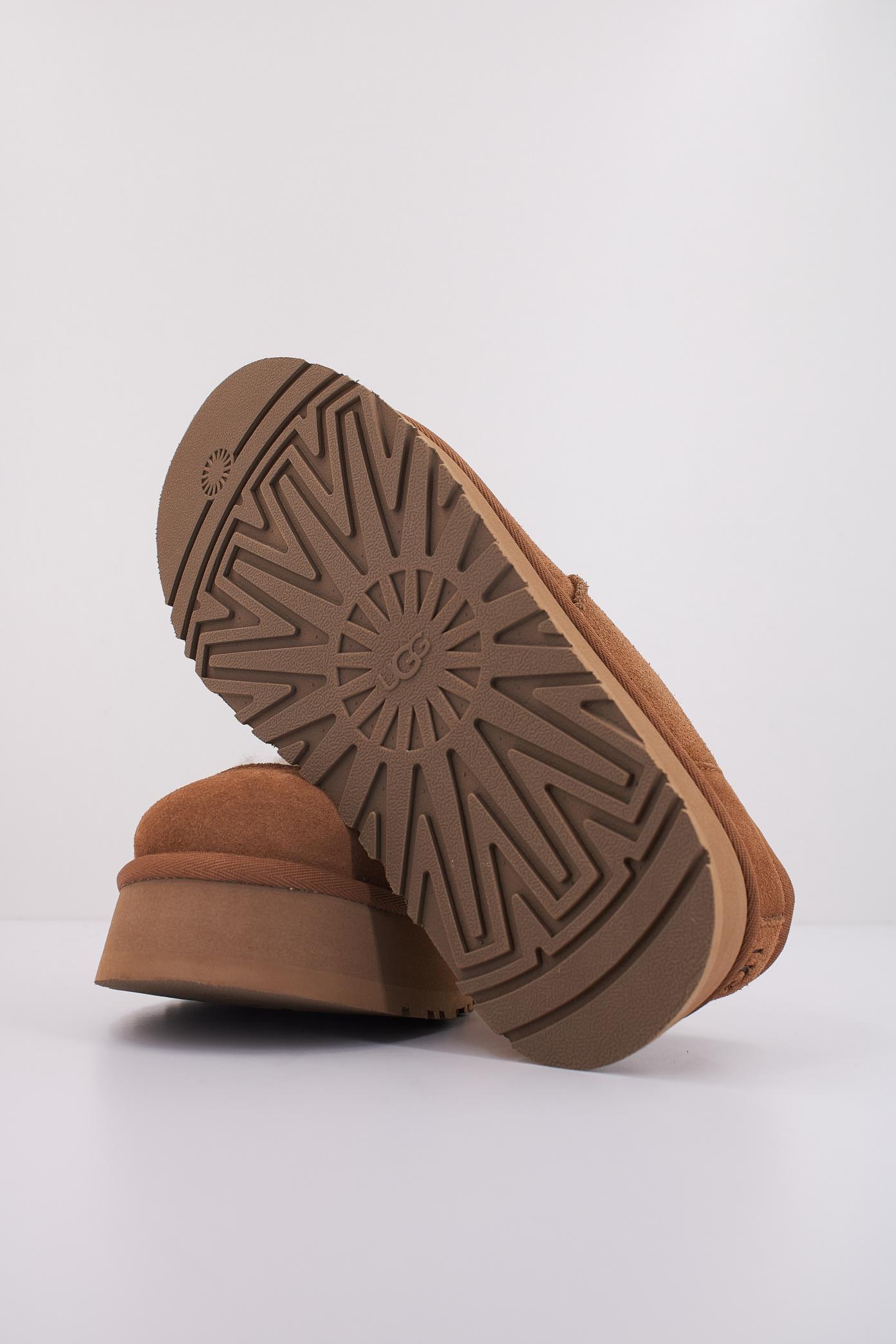 UGG W BEA MARY JANE en color MARRON  (5)