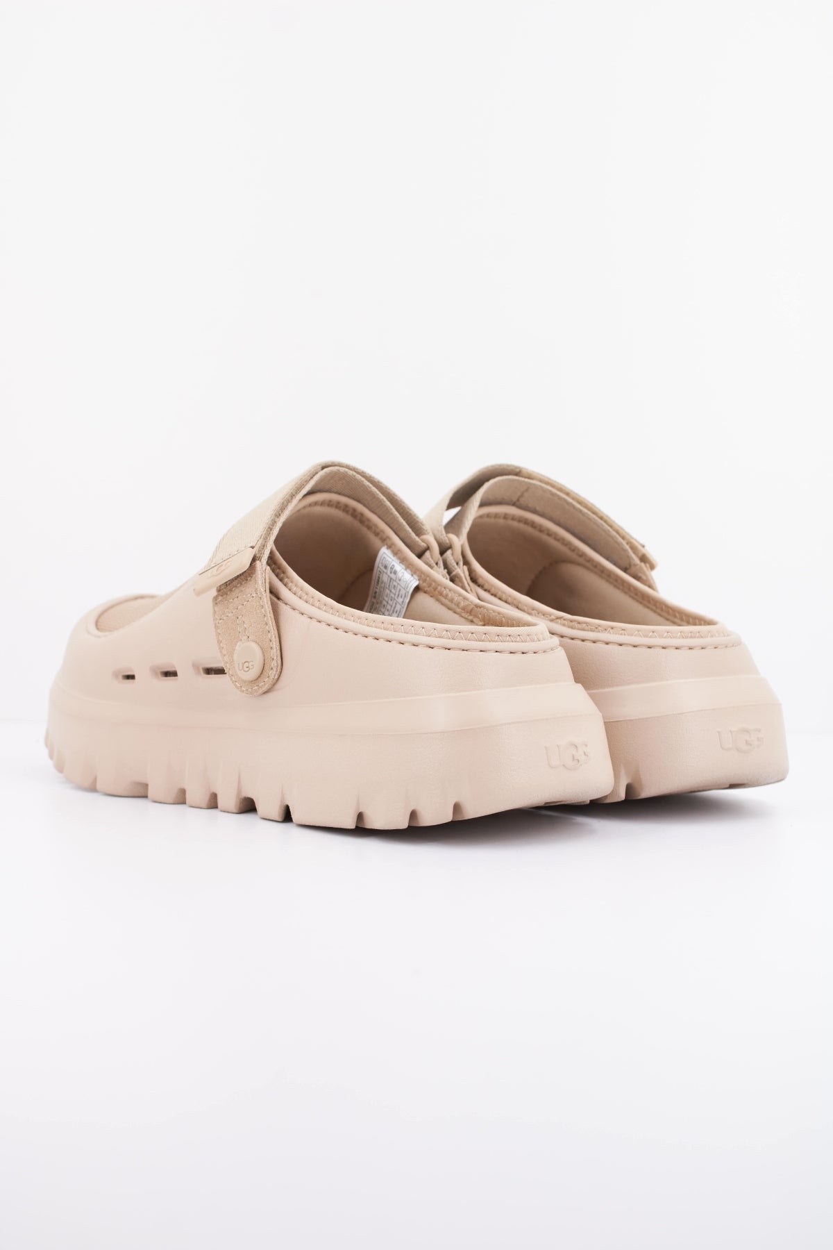 UGG M PEACKMOD en color MARRON CLARO  (4)
