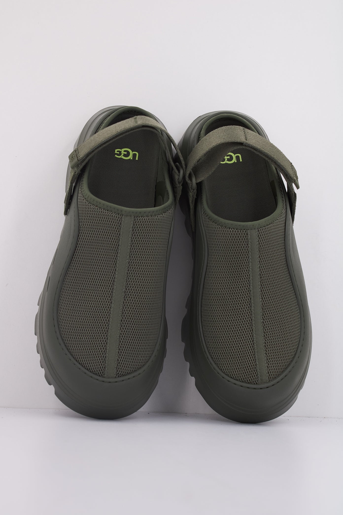 UGG M PEACKMOD en color VERDE  (3)