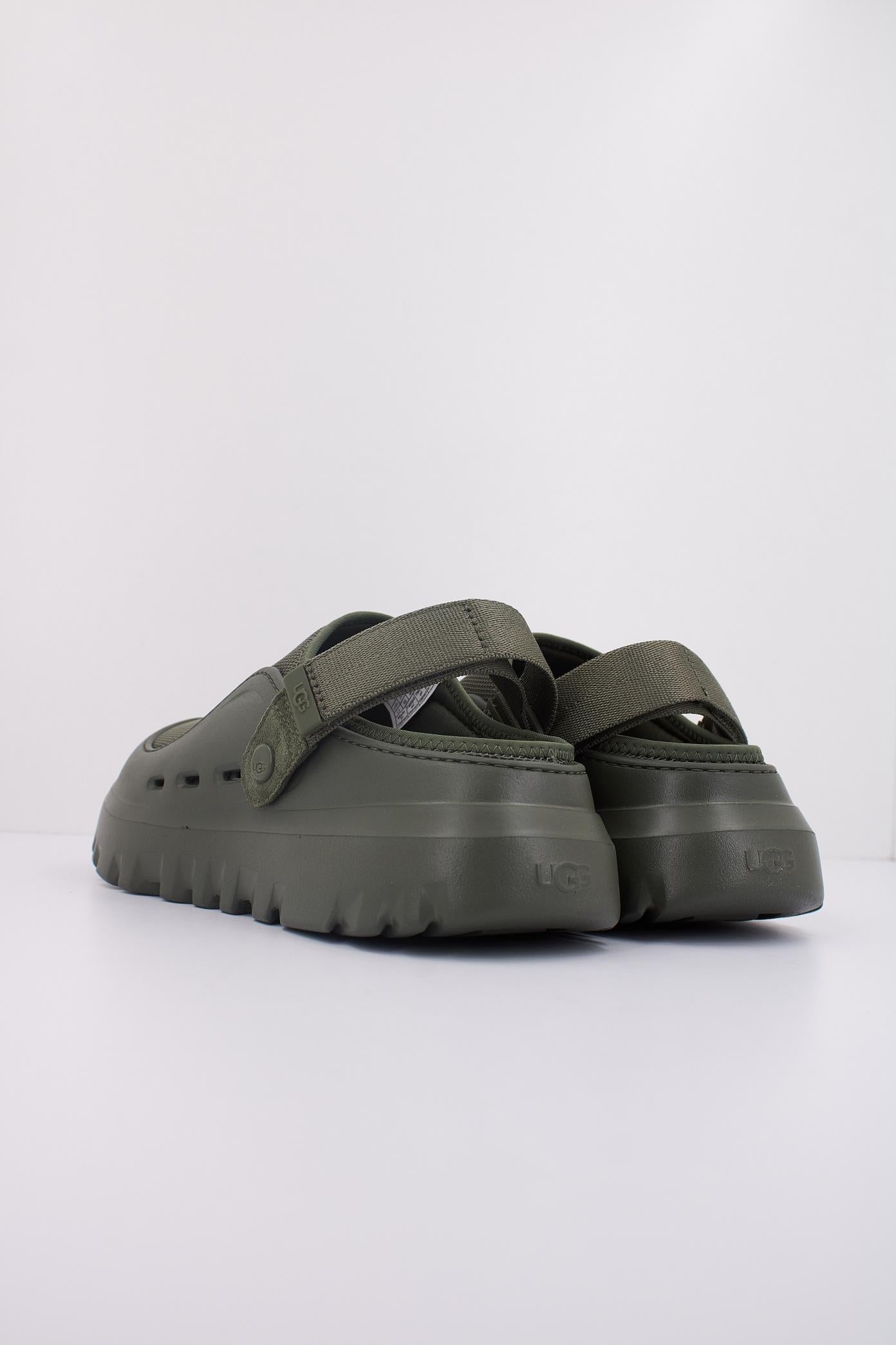 UGG M PEACKMOD en color VERDE  (4)