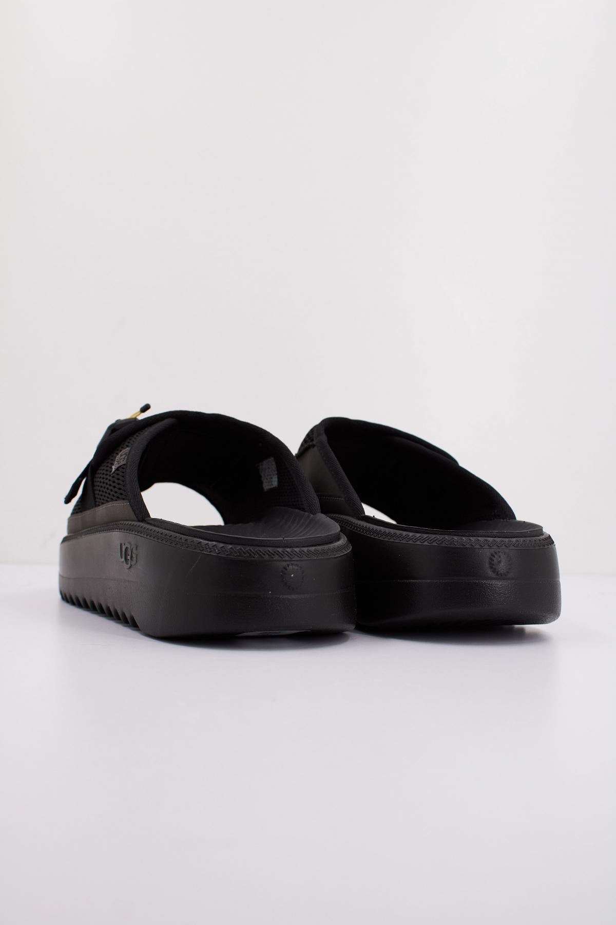 UGG M MAXXER SLIDE en color NEGRO  (4)