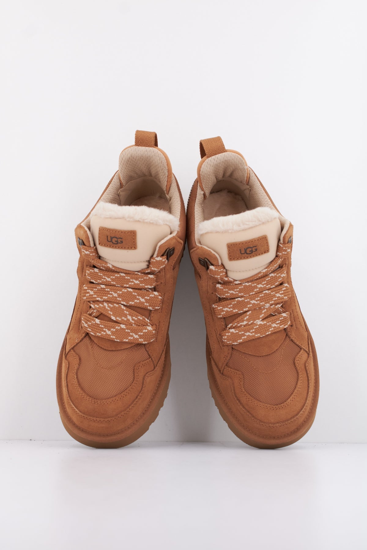 UGG M LOWMEL en color MARRON  (3)