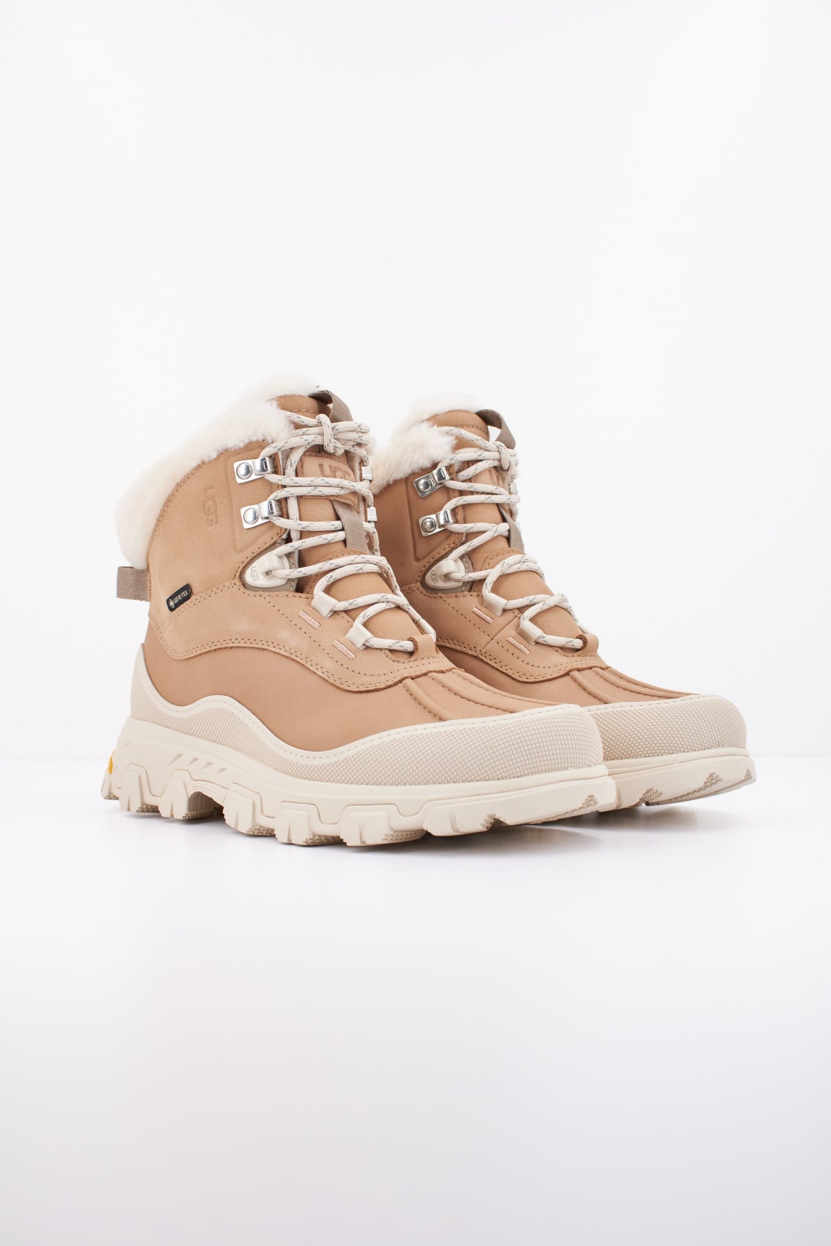 UGG W ADIRONDACK MERIDIAN HIKE en color MARRON  (2)