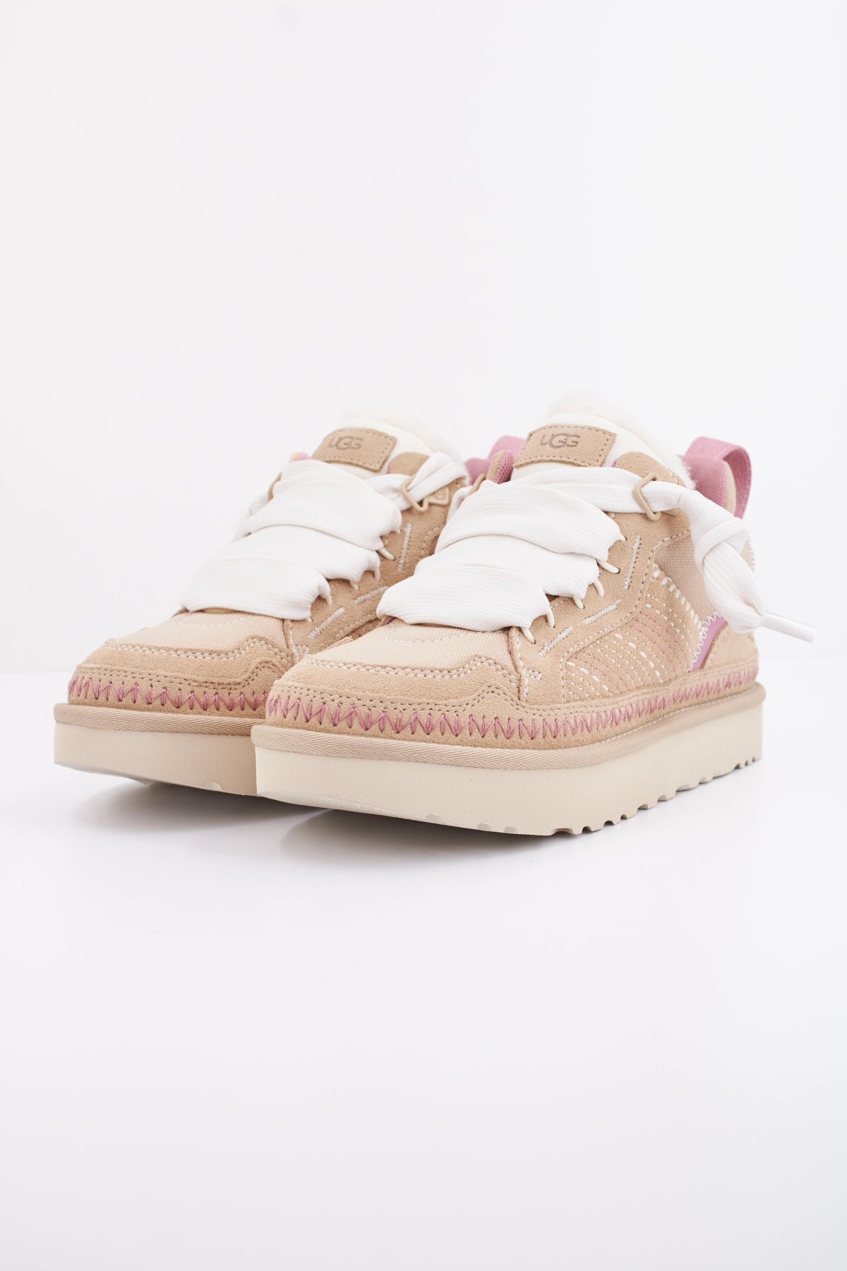 UGG W LOWMEL MEADOW en color MARRON  (2)