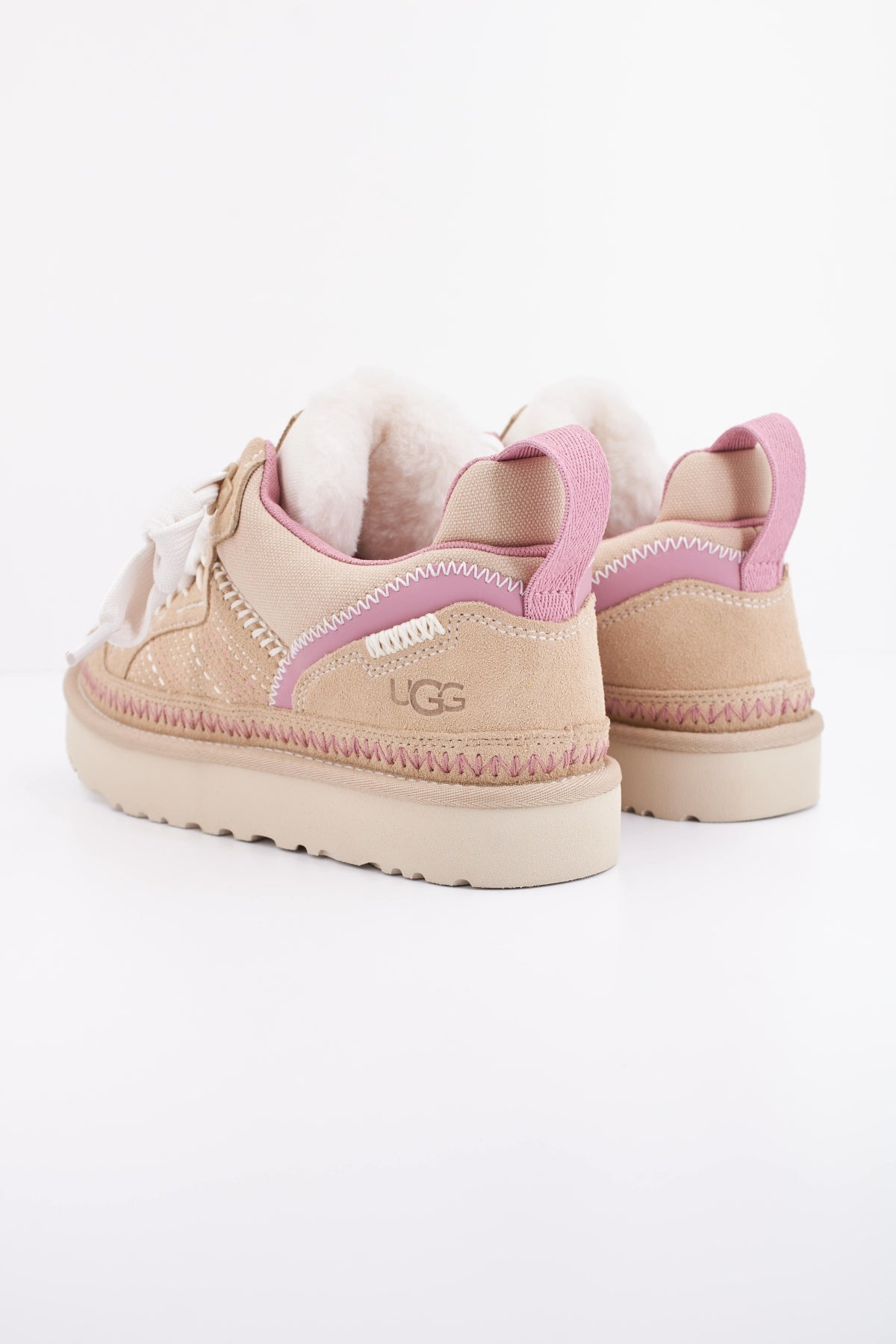 UGG W LOWMEL MEADOW en color MARRON  (4)