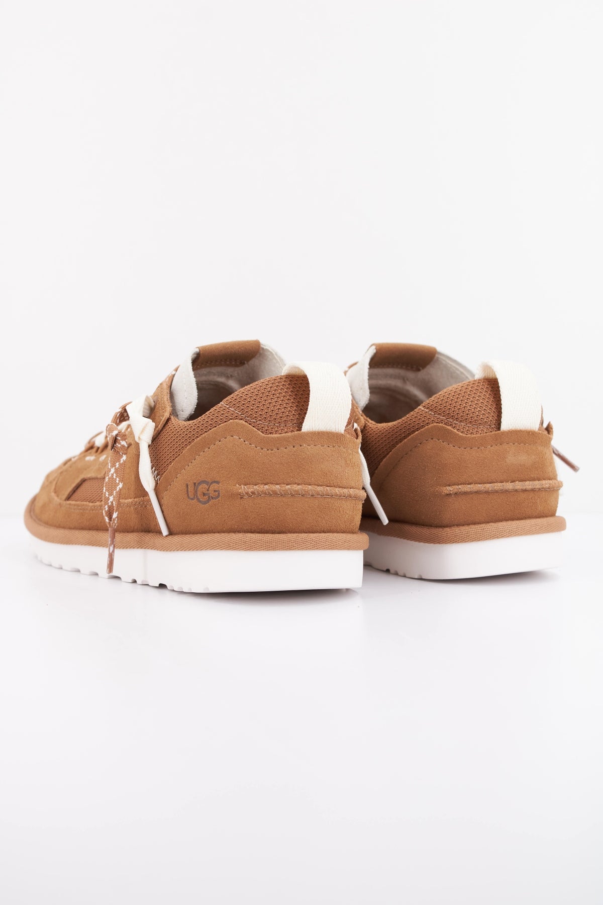 UGG M MINIMEL en color MARRON  (4)