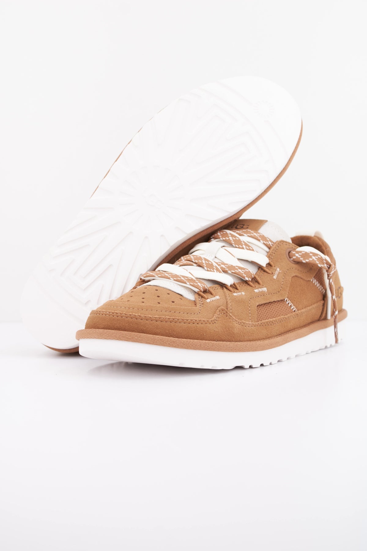 UGG M MINIMEL en color MARRON  (5)
