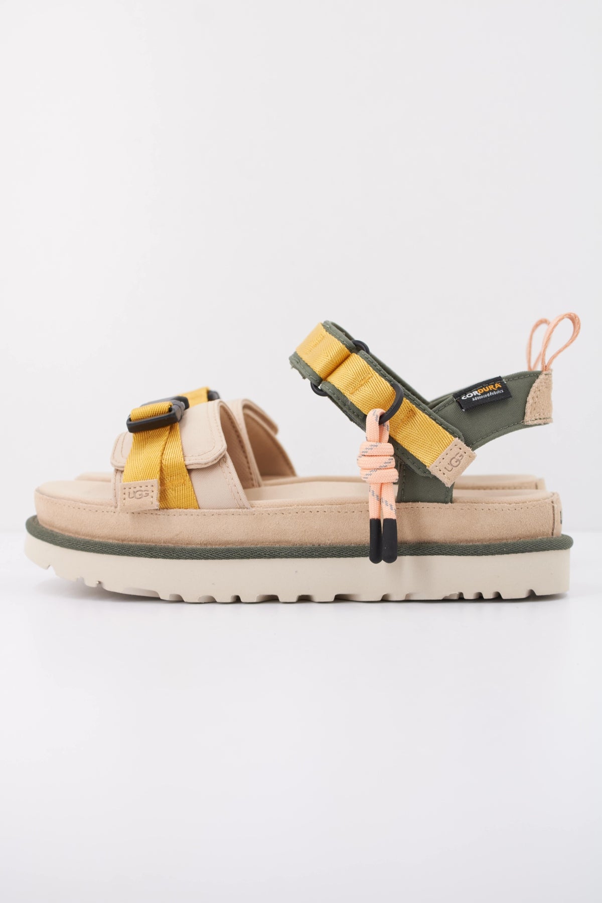 UGG W GOLDENSTAR WILDWOOD en color BEIS  (1)