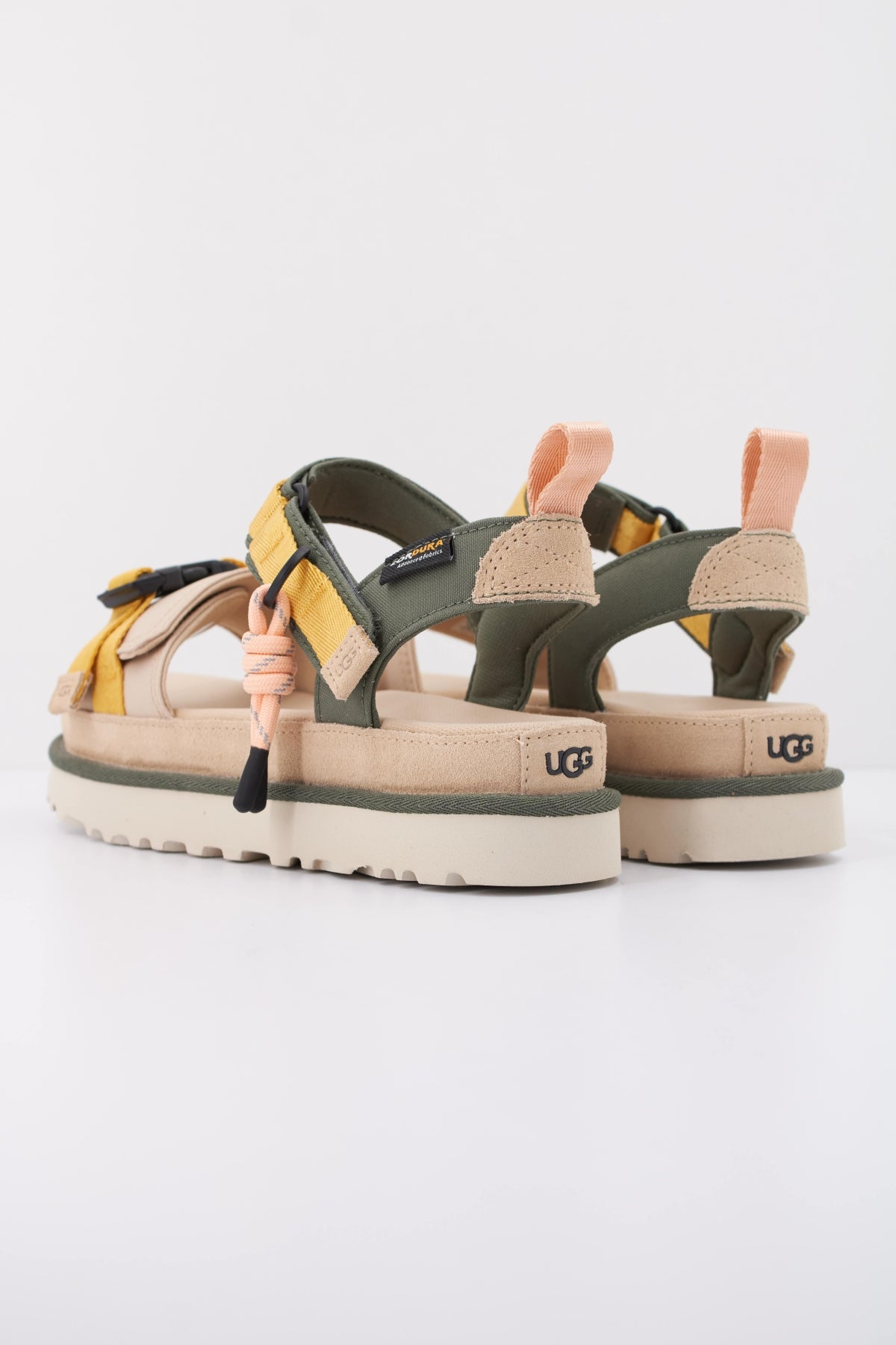 UGG W GOLDENSTAR WILDWOOD en color BEIS  (4)