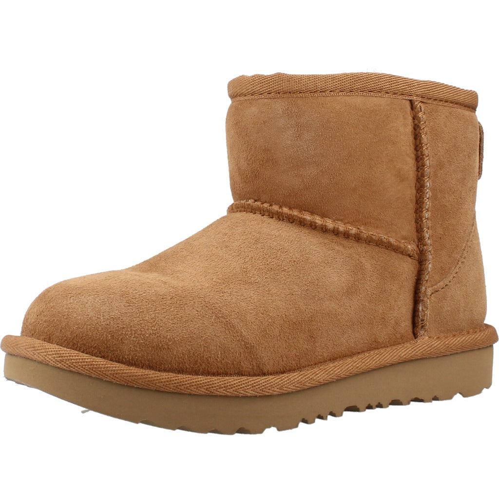 UGG T CLASSIC MINI II en color MARRON CLARO  (1)