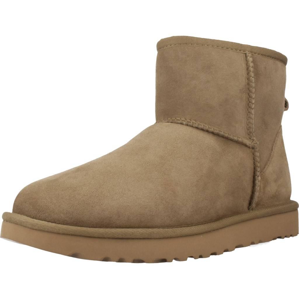 UGG W CLASSIC MINI II en color MARRON  (1)
